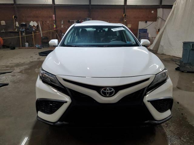  TOYOTA CAMRY 2023 Biały