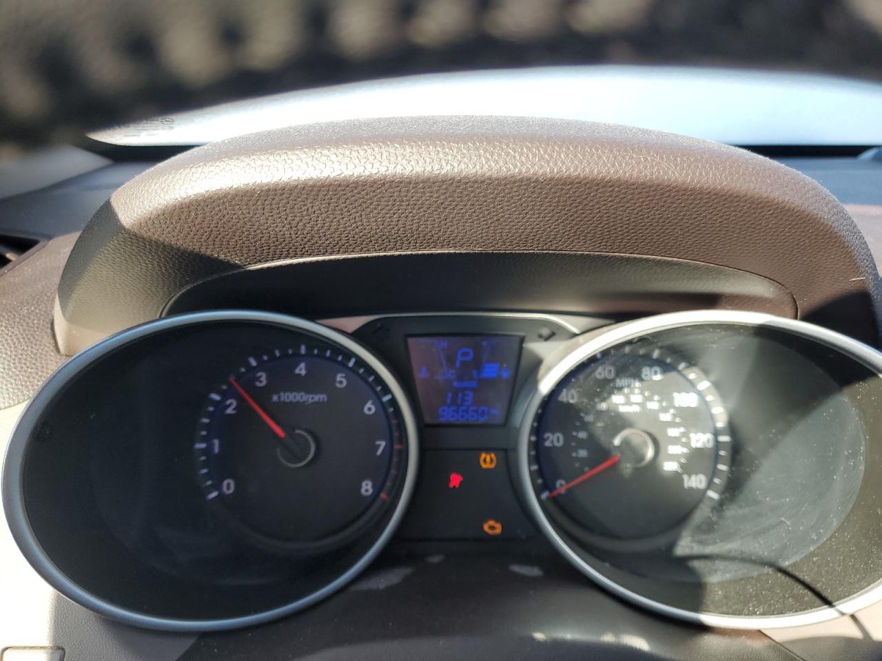 2012 Hyundai Tucson - Image 9