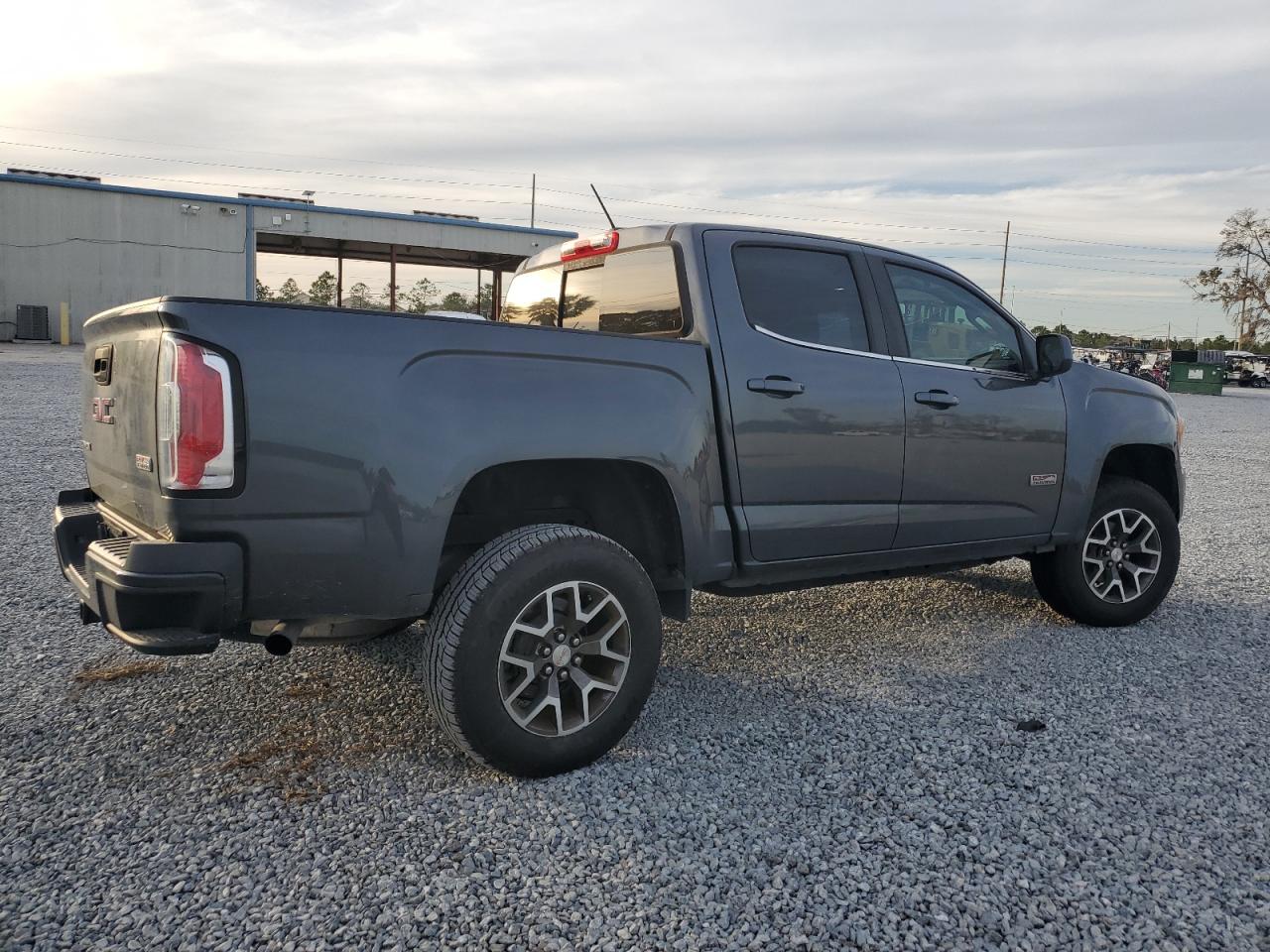 2016 GMC Canyon - Image 3
