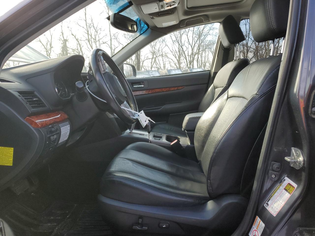 2011 Subaru Outback - Image 7