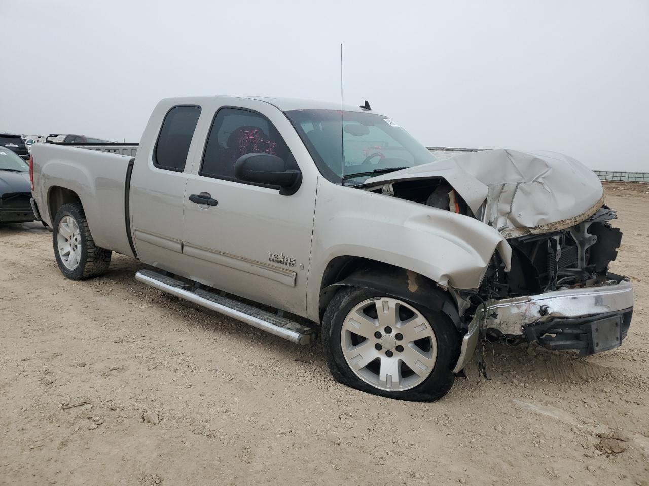 2007 GMC Sierra - Image 4