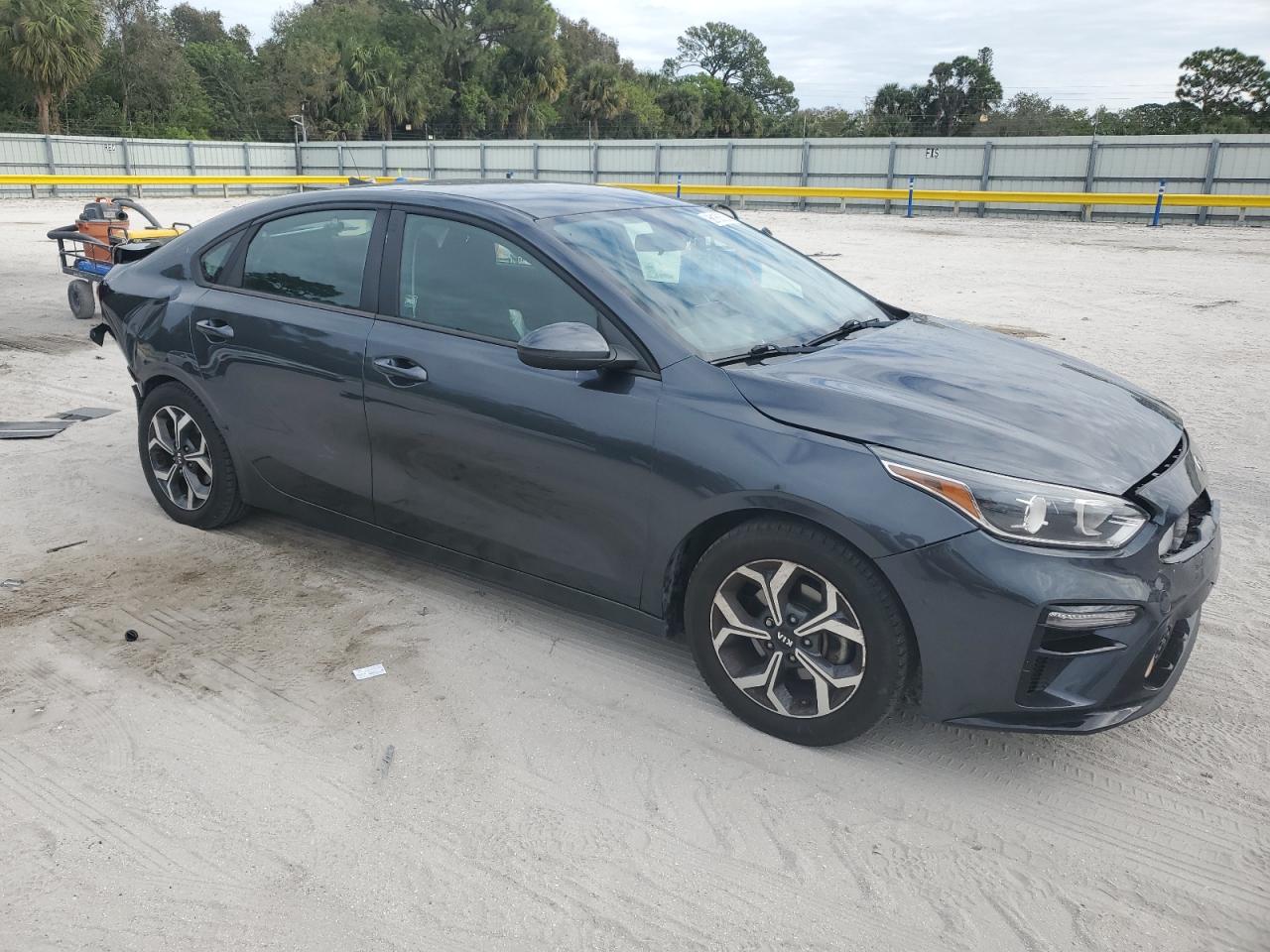 2019 Kia Forte - Image 4