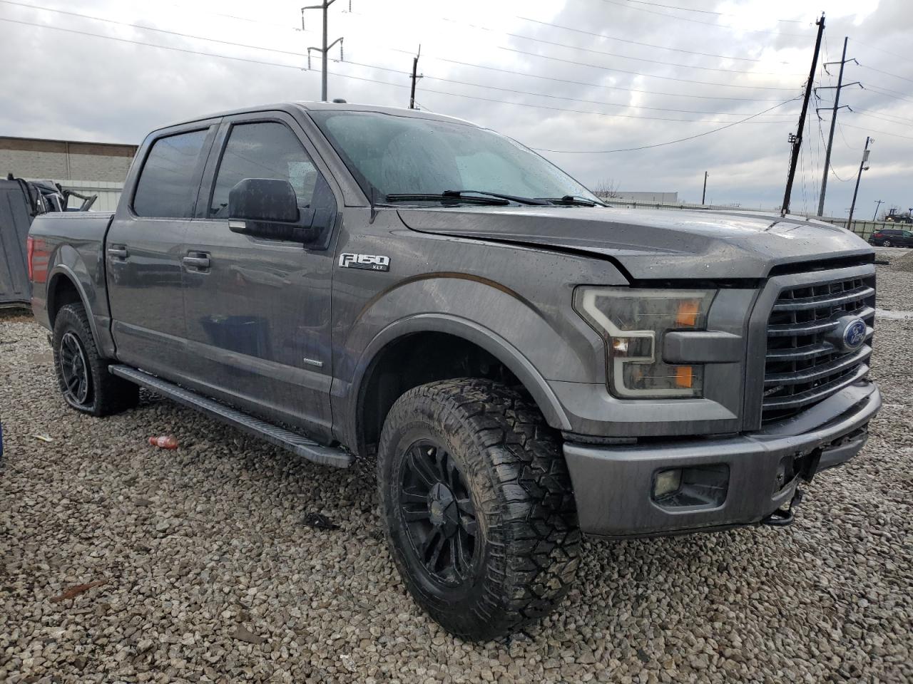 VIN 1FTEW1EG5FKE10404 2015 FORD F-150 no.4