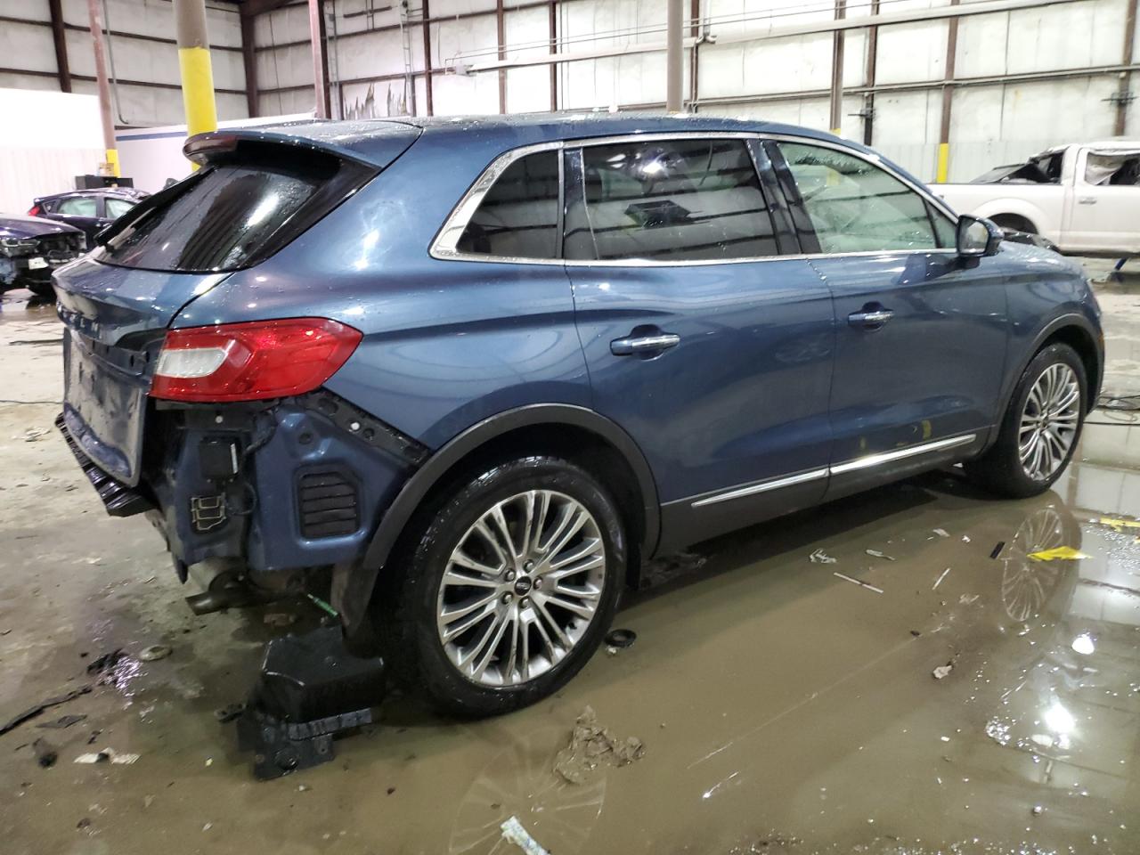 2018 Lincoln MKX - Image 3