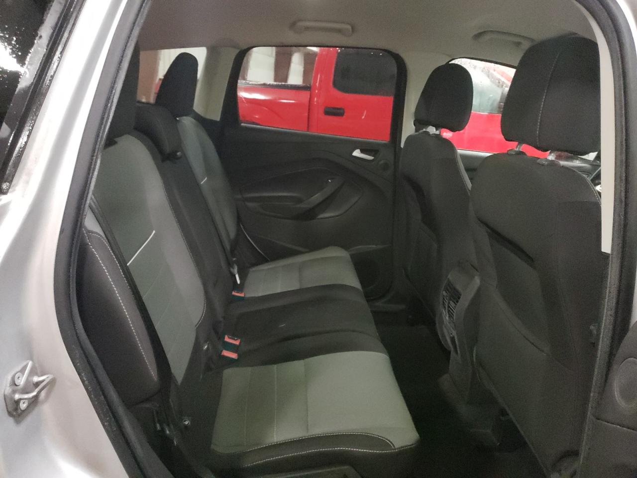 2015 Ford Escape - Image 11