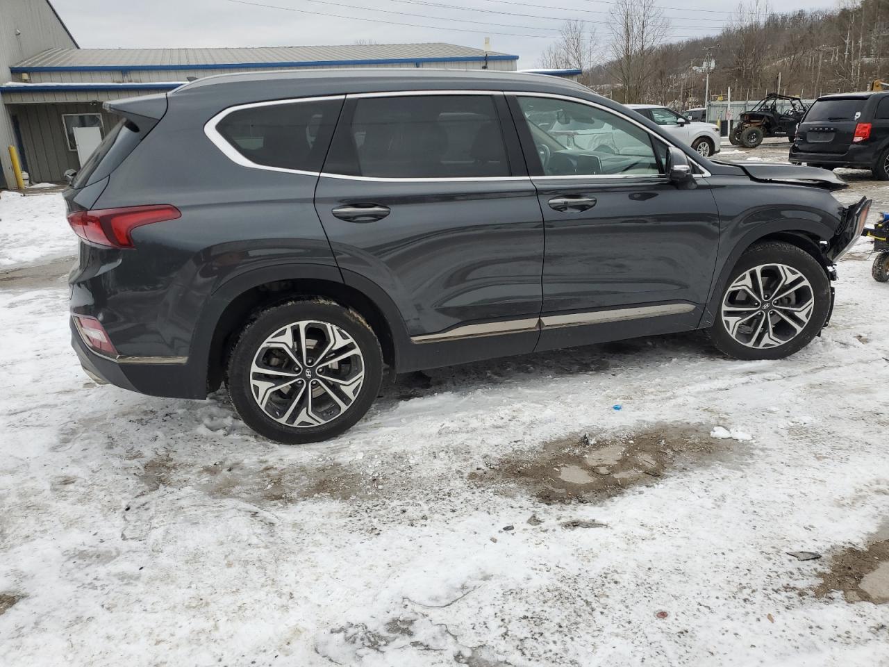 2020 Hyundai Santa Fe - Image 3