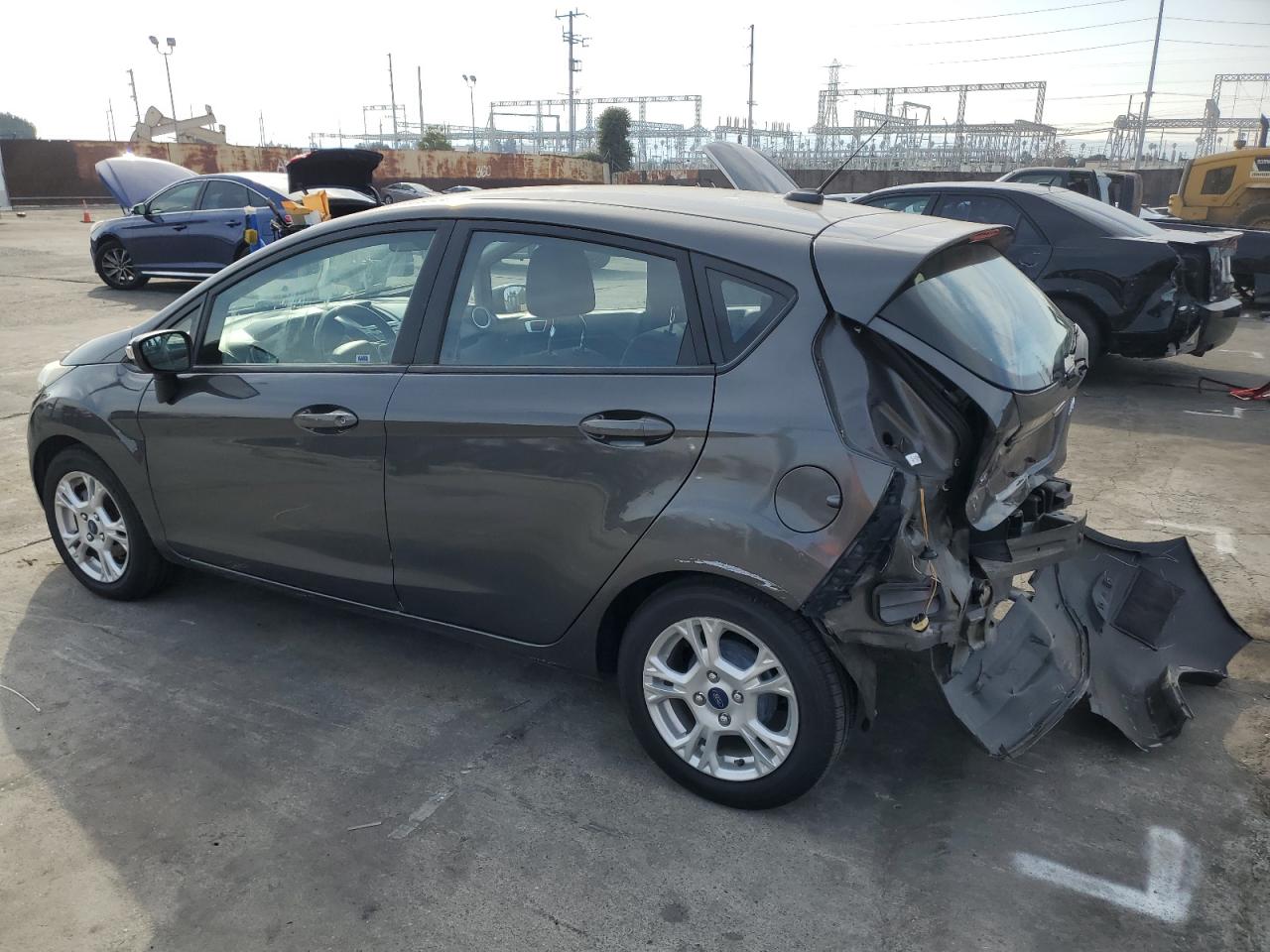 2016 Ford Fiesta - Image 2