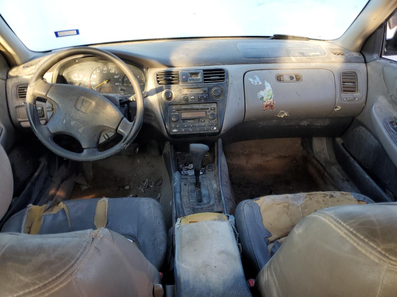 2001 Honda Accord - Image 8