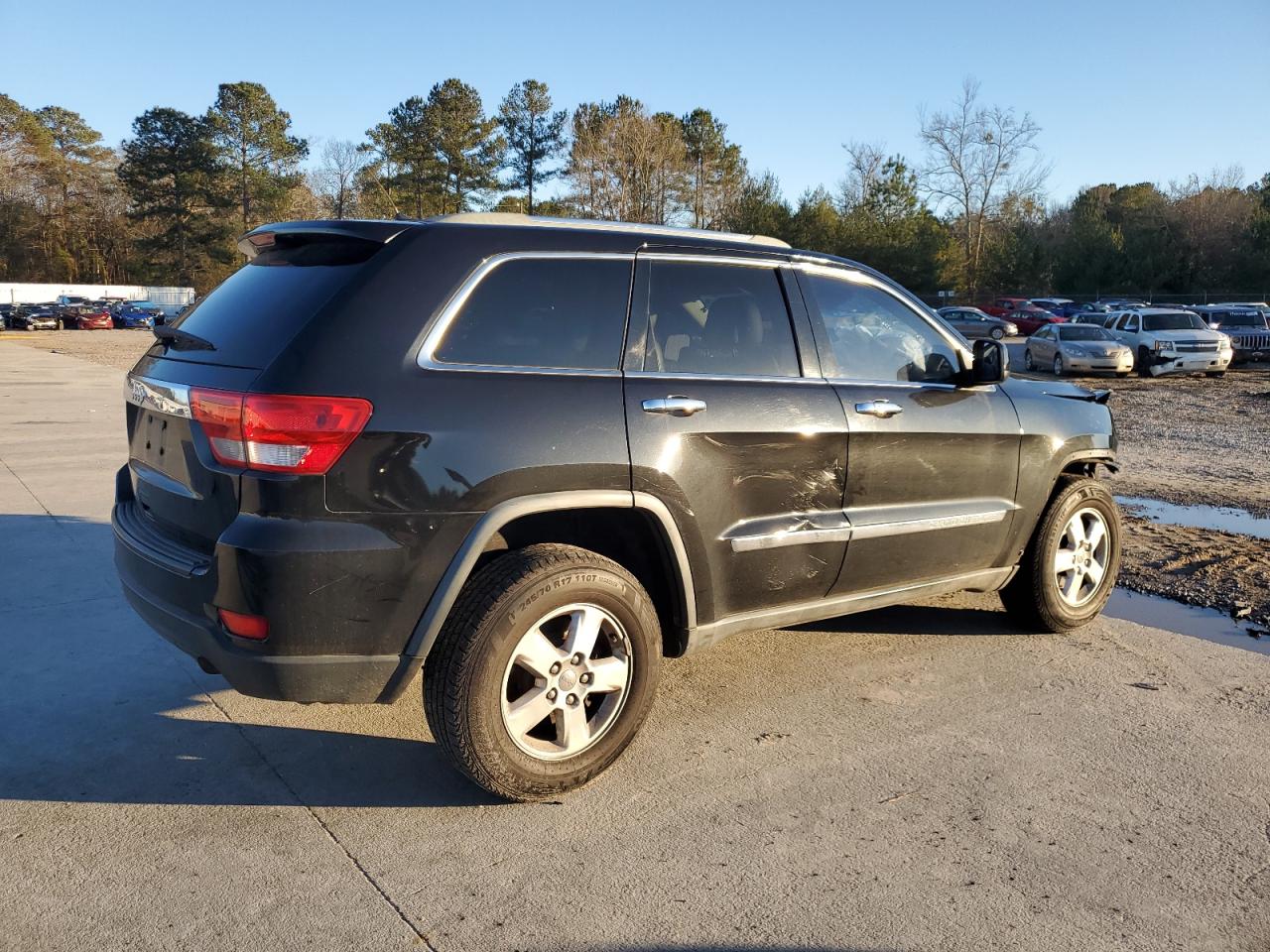 2012 Jeep Grand Cherokee - Image 3