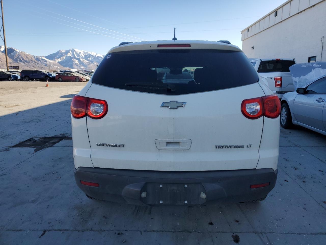 2012 Chevrolet Traverse - Image 6
