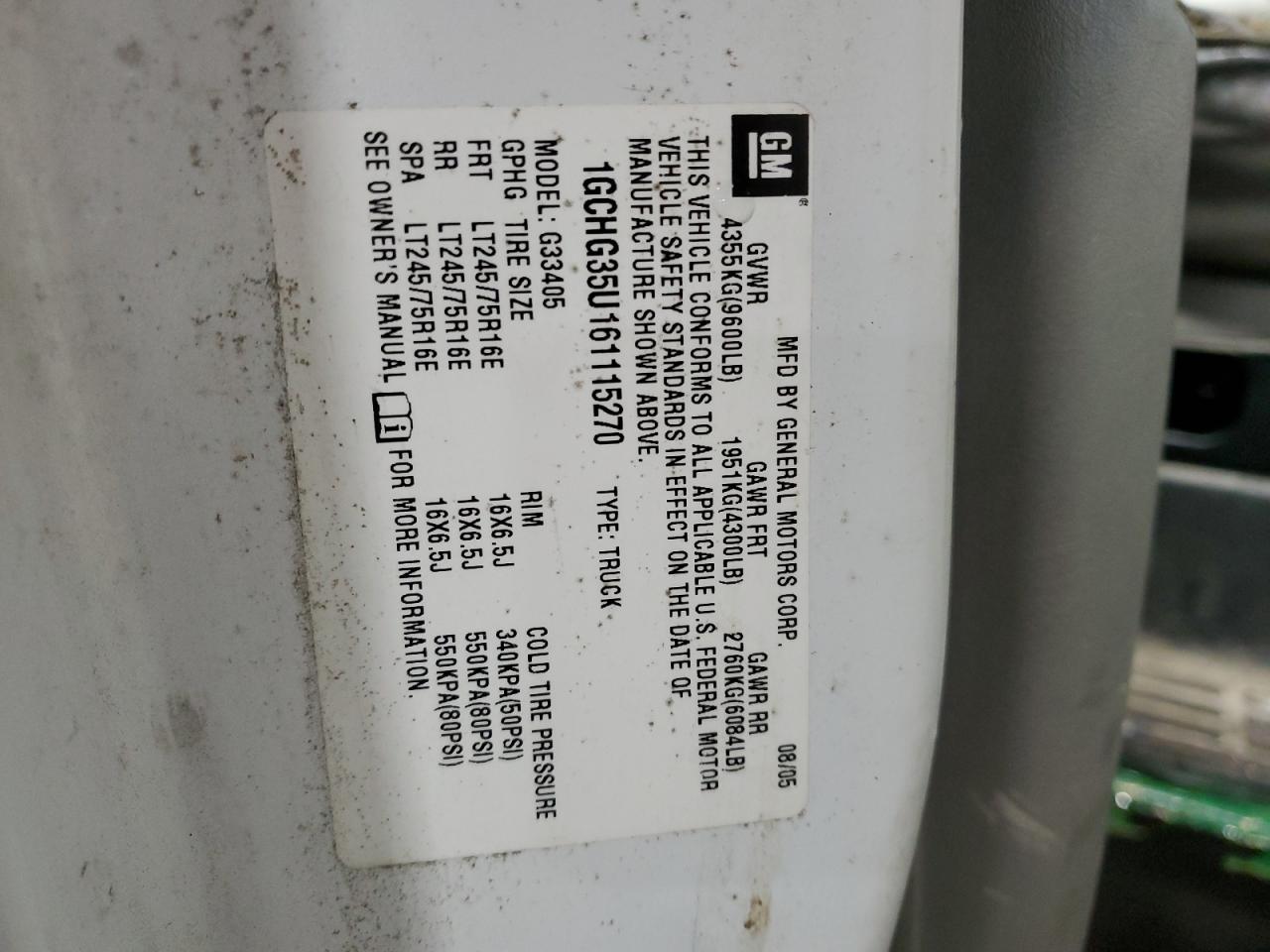 2006 Chevrolet Express - Image 12