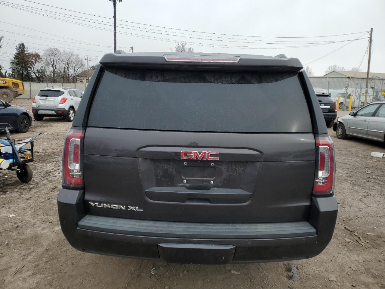 2015 GMC Yukon - Image 6