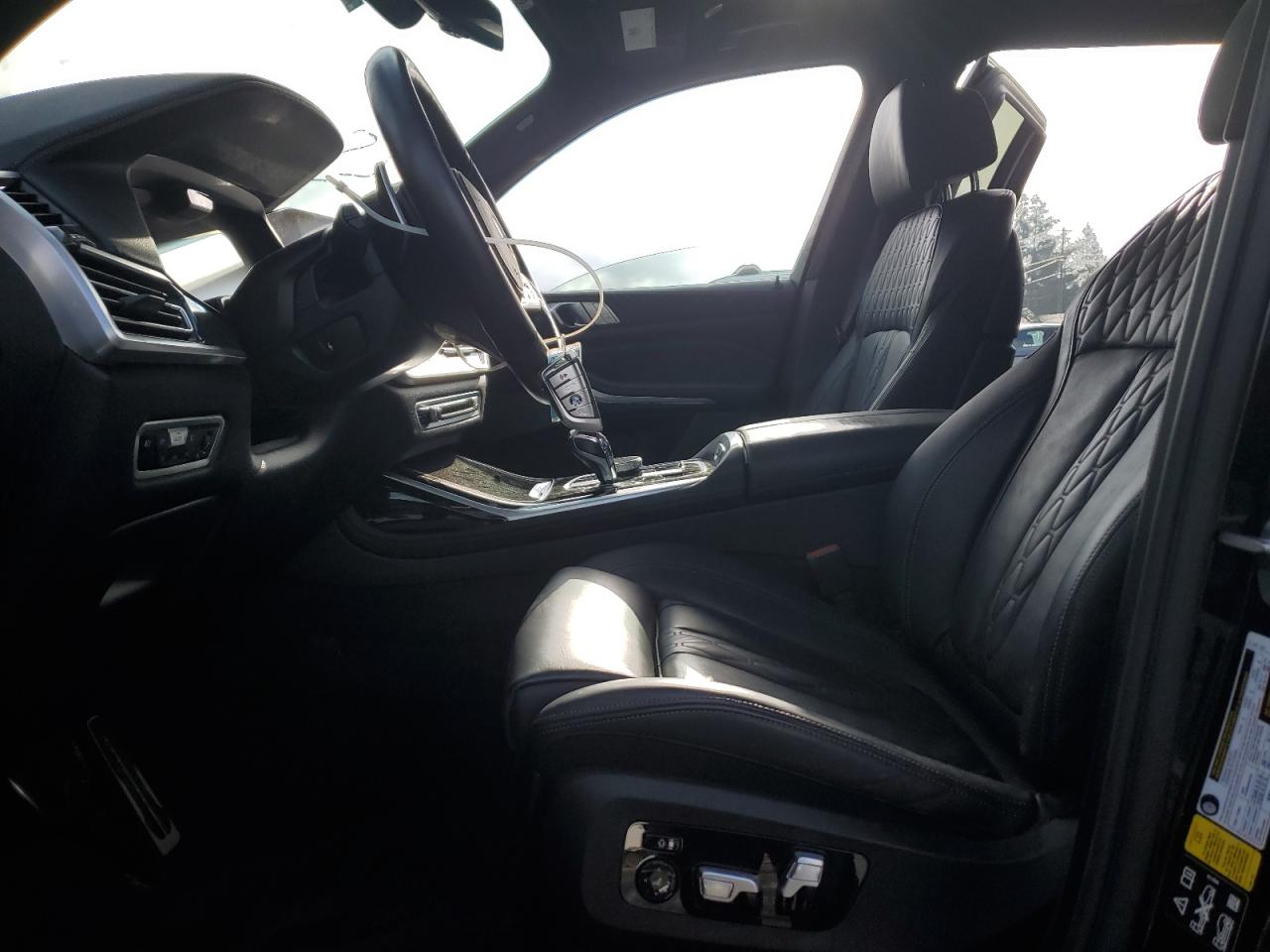 2022 BMW X7 - Image 7