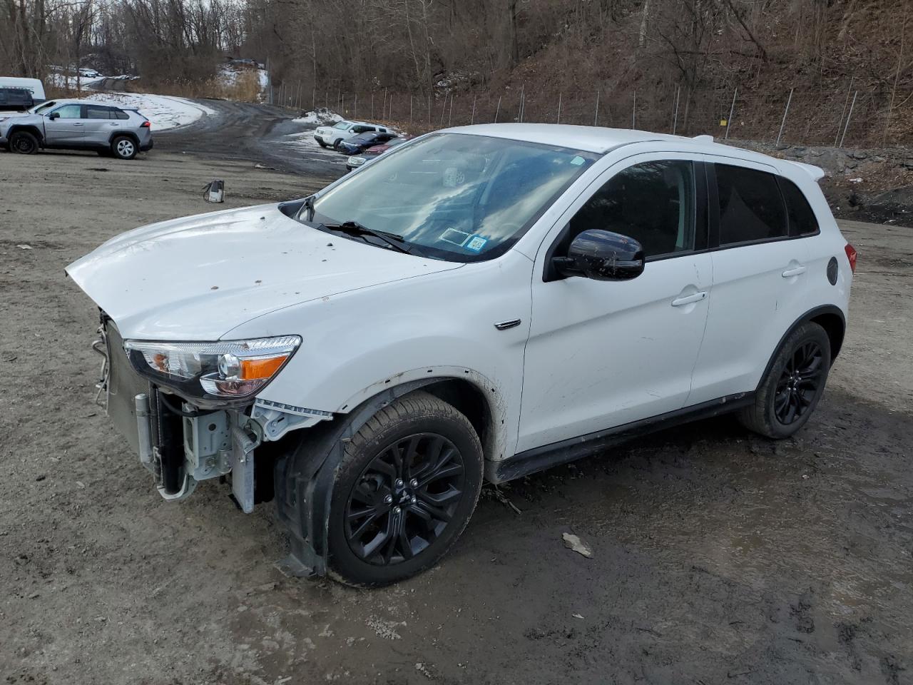 2017 Mitsubishi Outlander - Image 1