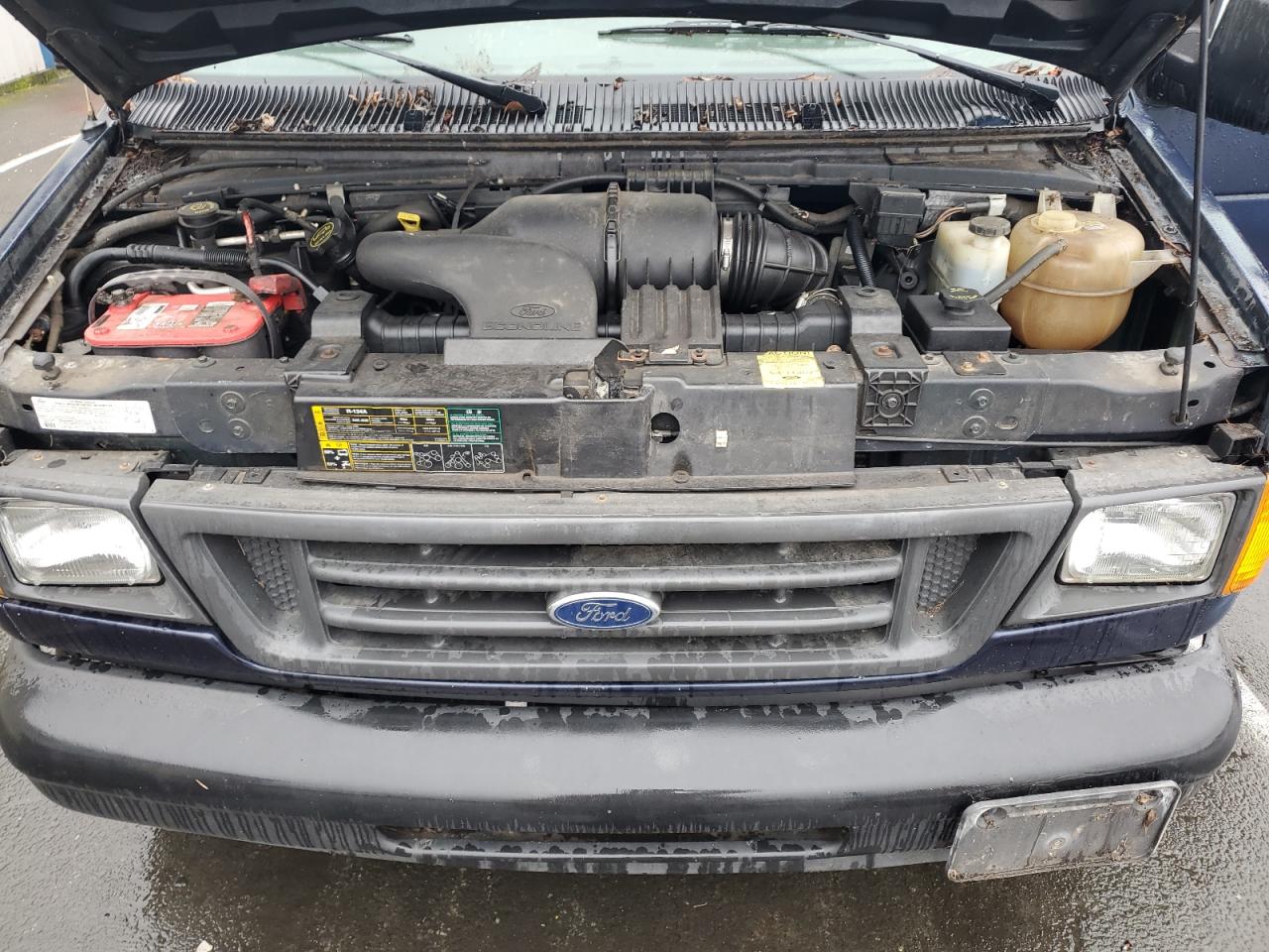 2005 Ford Econoline - Image 12