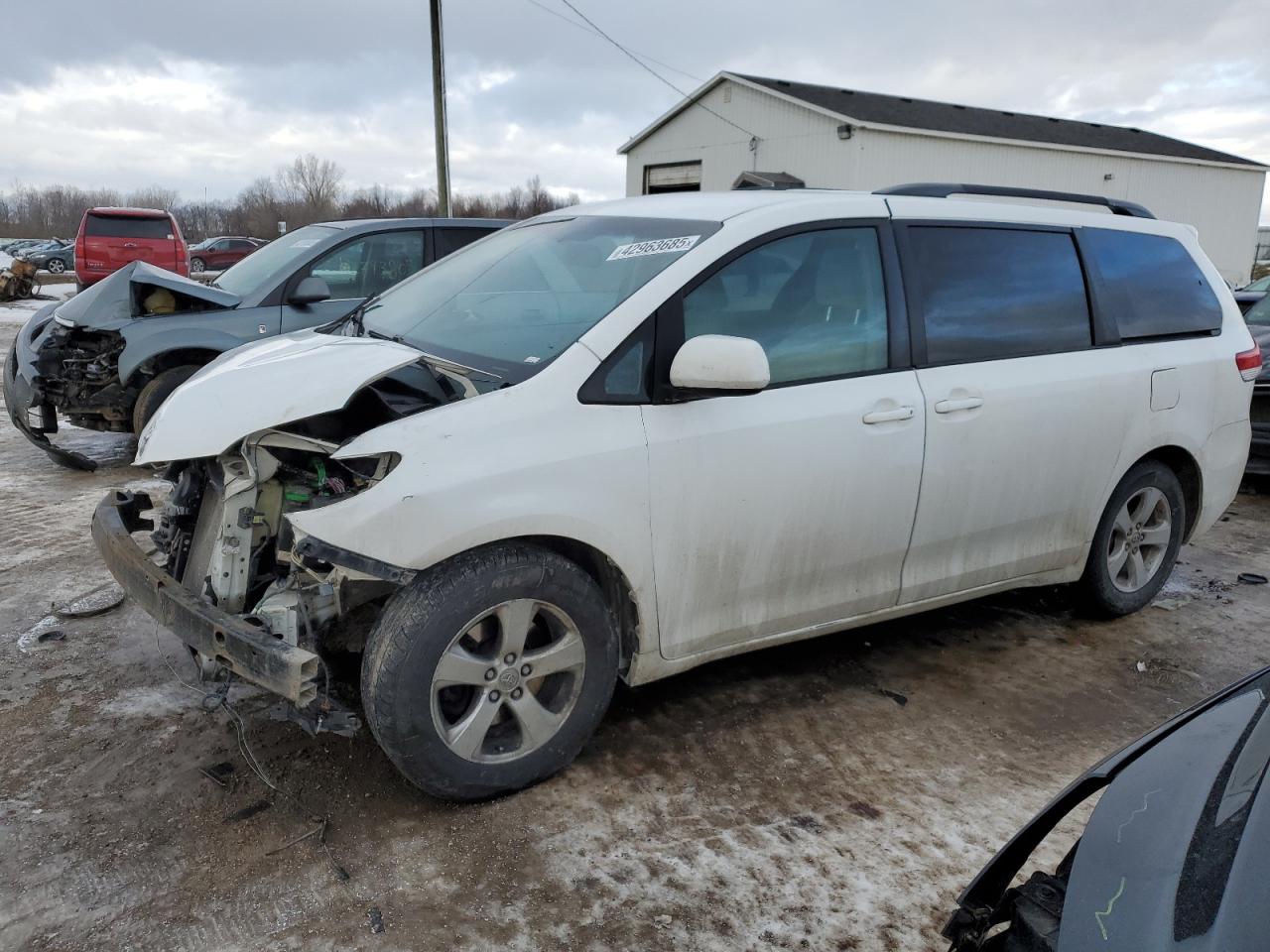 2014 Toyota Sienna - Image 1