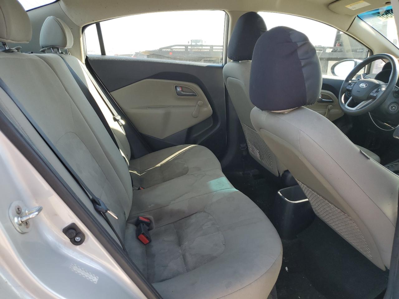 2016 Kia Rio - Image 10