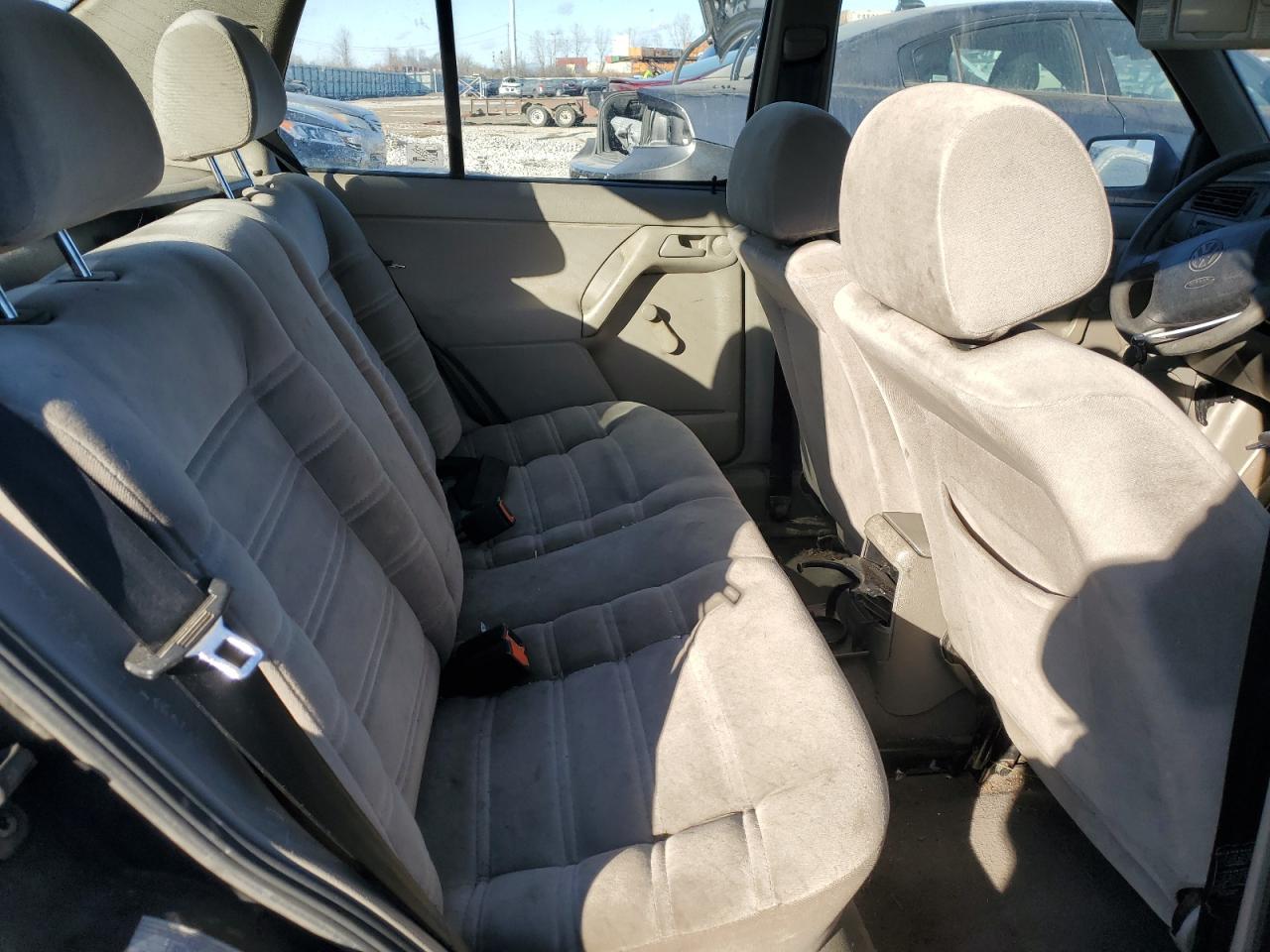 1998 Volkswagen Jetta - Image 10
