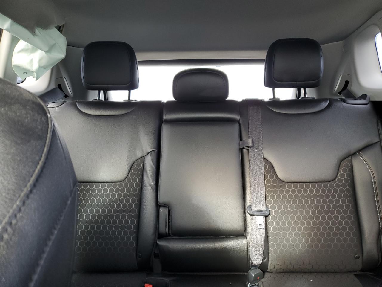 2021 Jeep Compass - Image 10