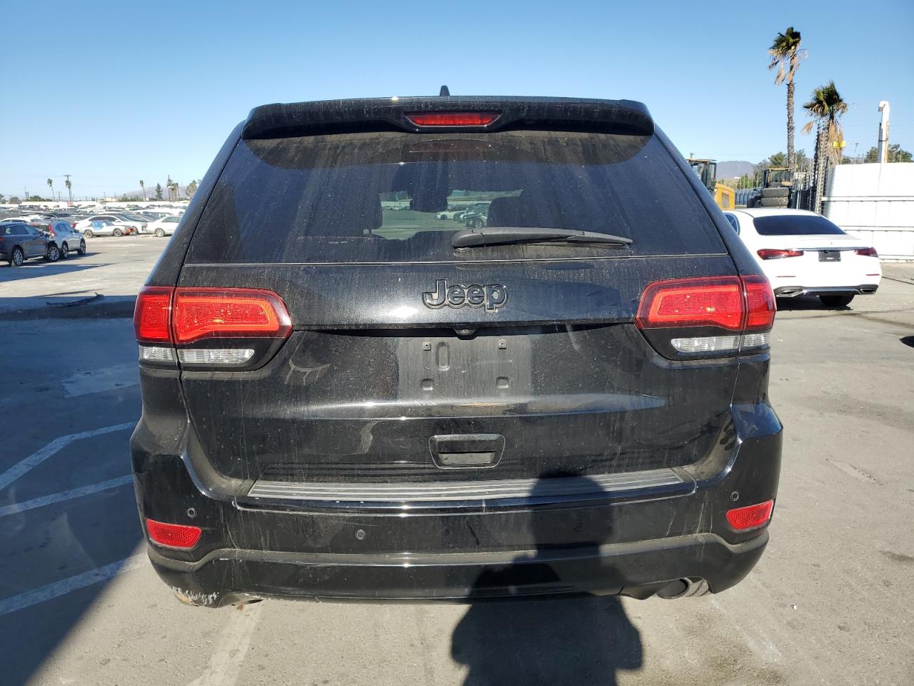 2018 Jeep Grand Cherokee - Image 6