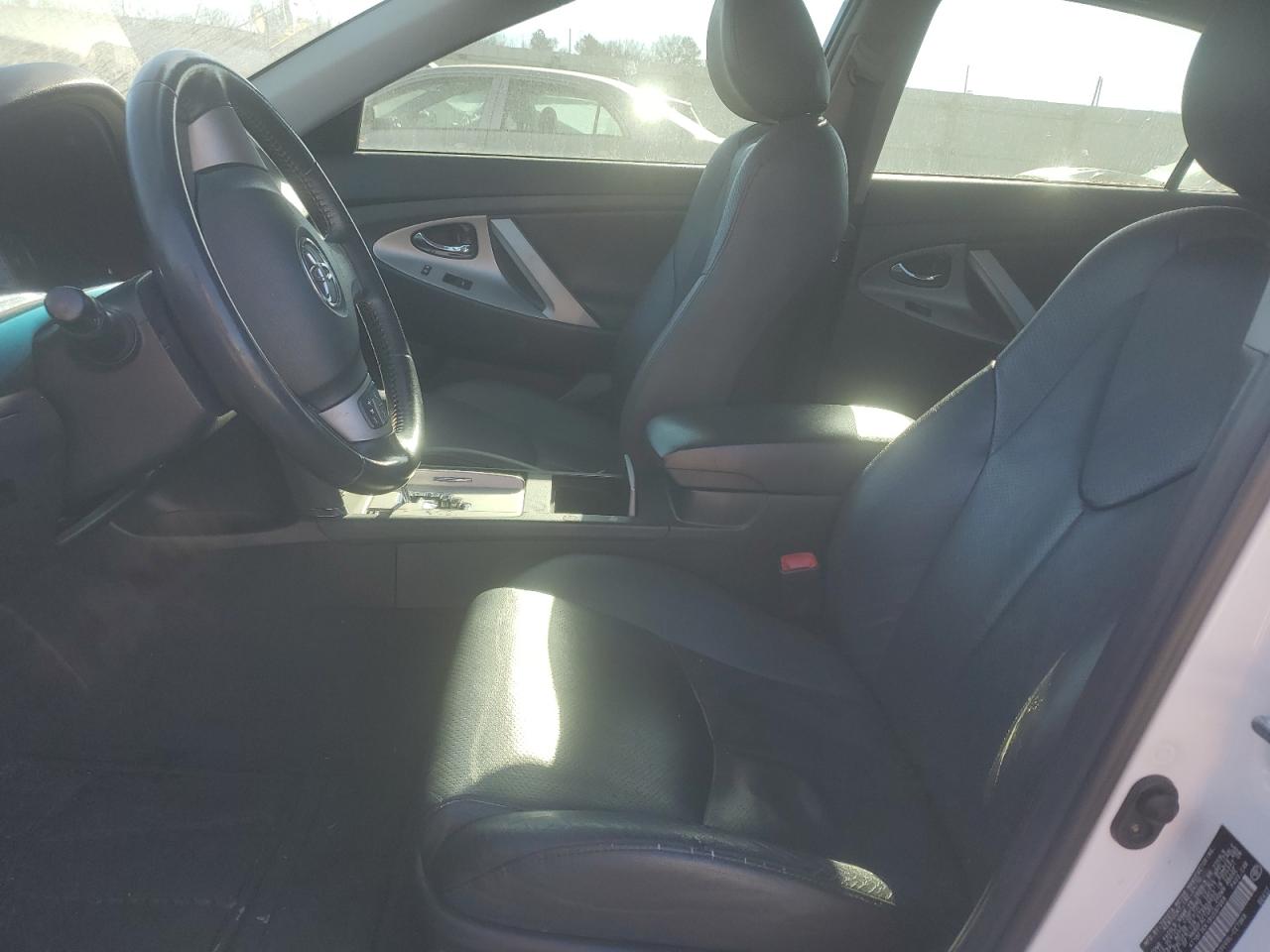 2011 Toyota Camry - Image 7