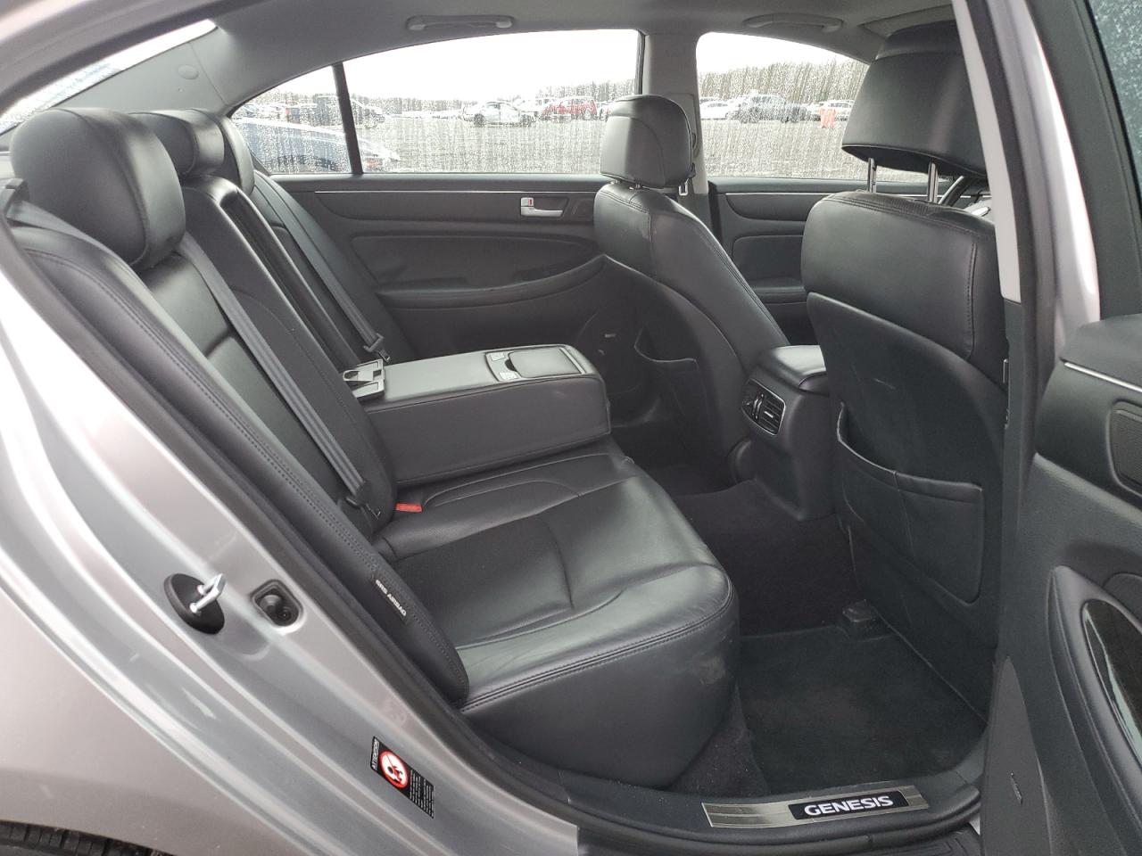 2012 Hyundai Genesis - Image 10