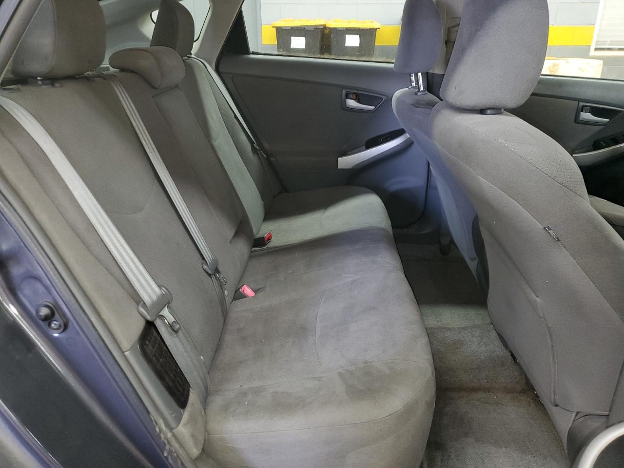 2011 Toyota Prius - Image 10