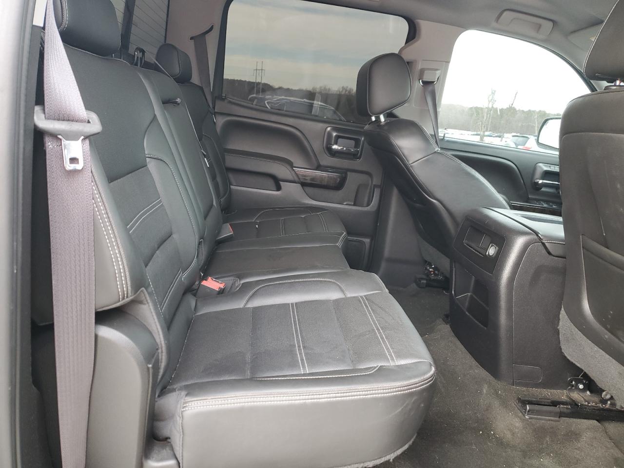2015 GMC Sierra - Image 10