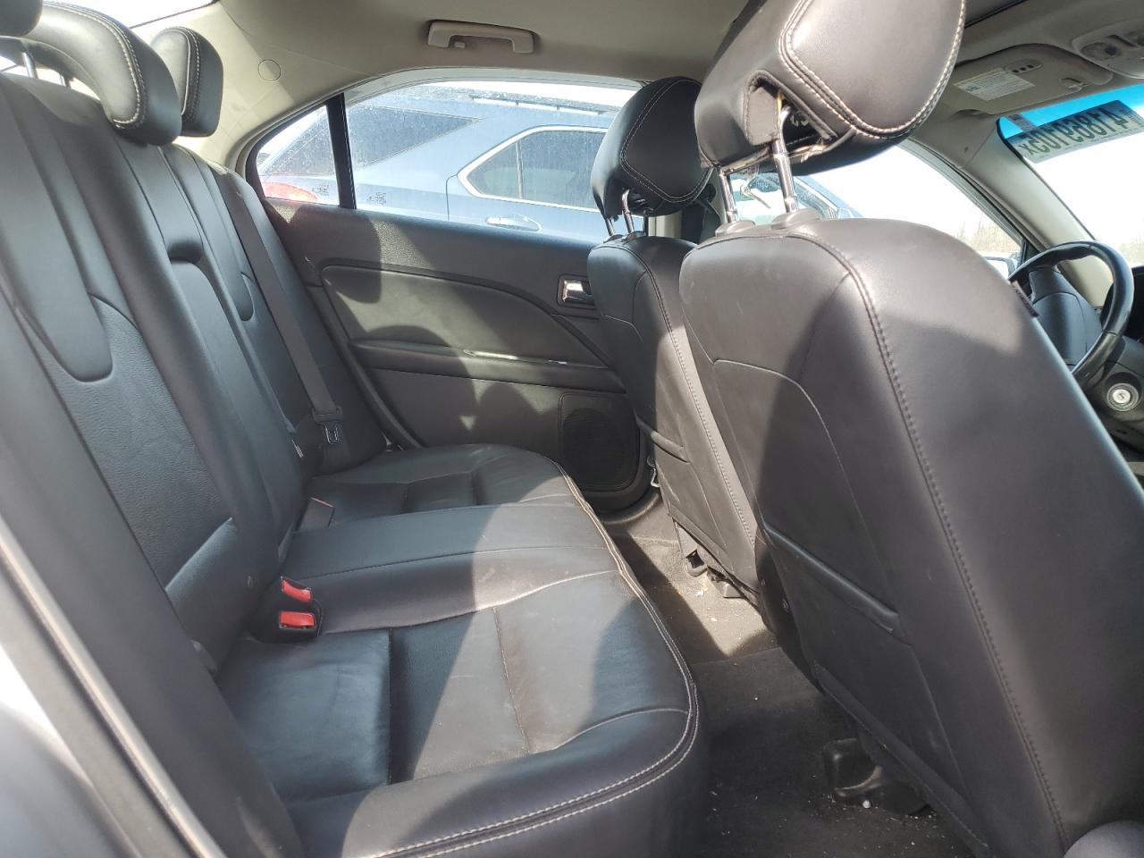 2012 Ford Fusion - Image 10