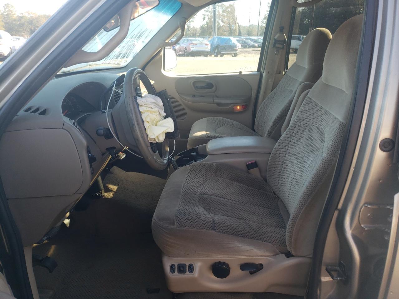 2001 Ford F-150 - Image 7