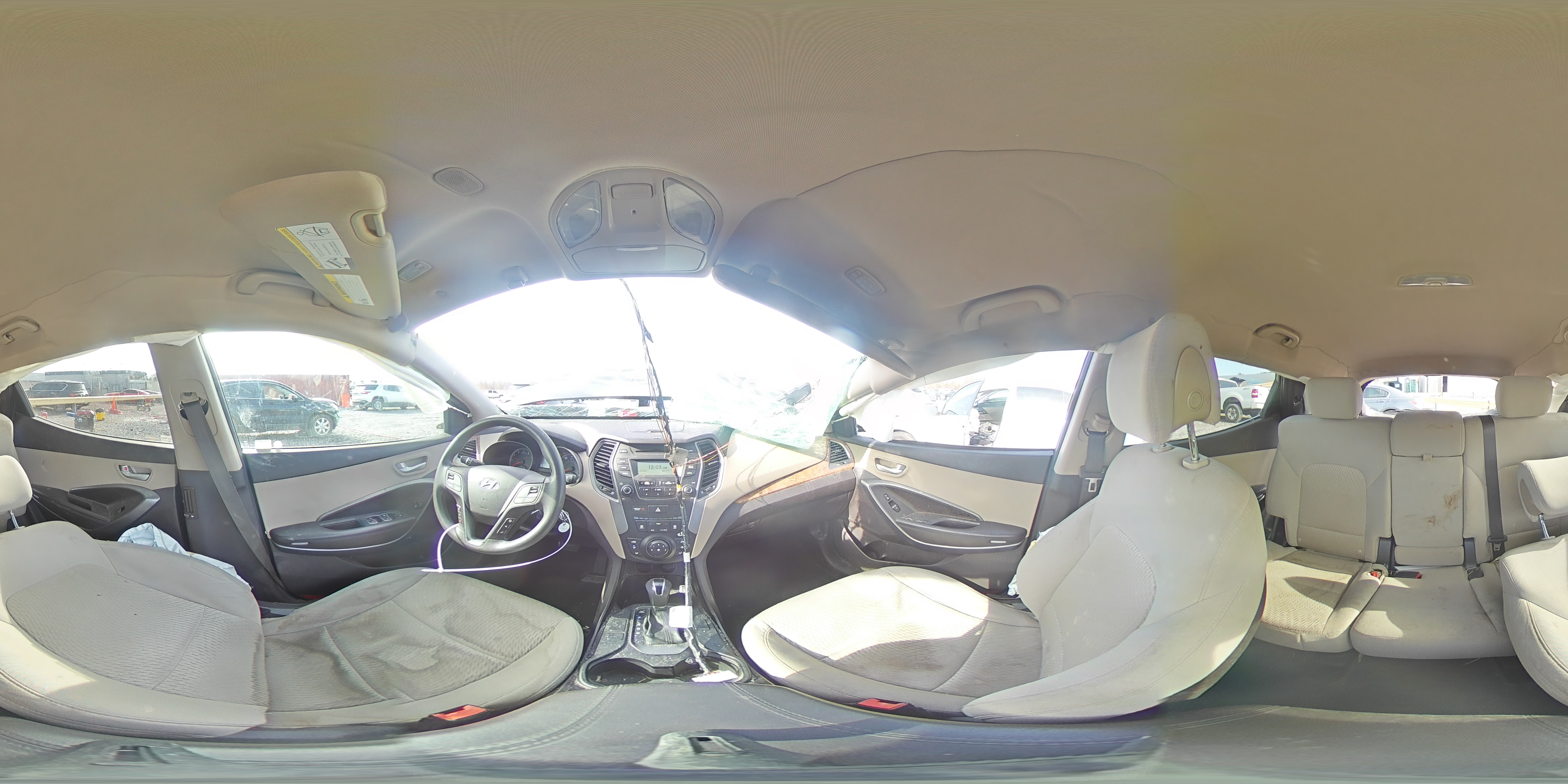 2014 Hyundai Santa Fe - Image 15