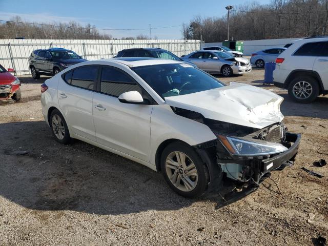  HYUNDAI ELANTRA 2020 Белый