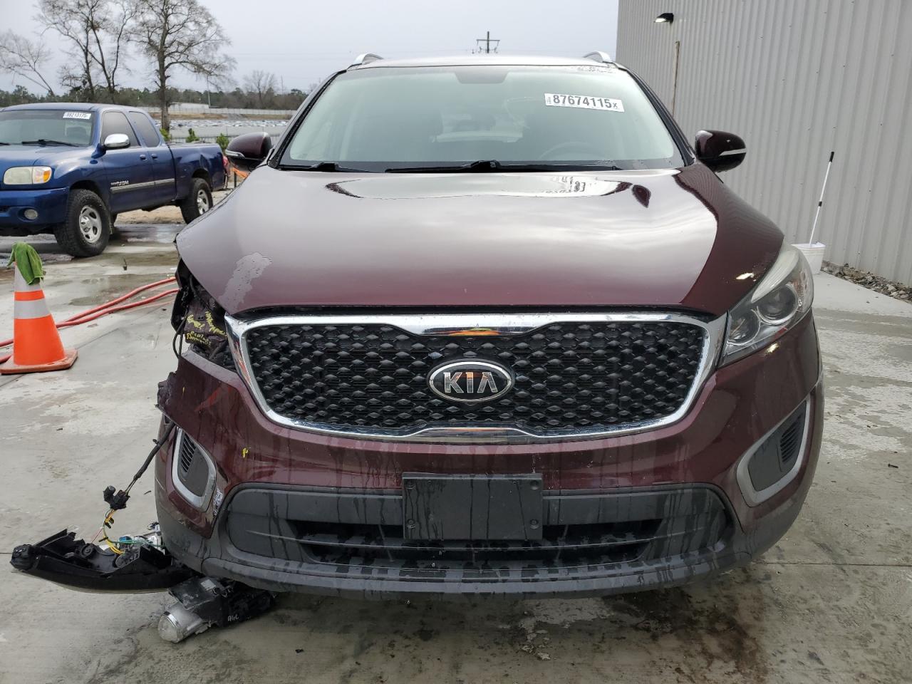 2017 Kia Sorento - Image 5