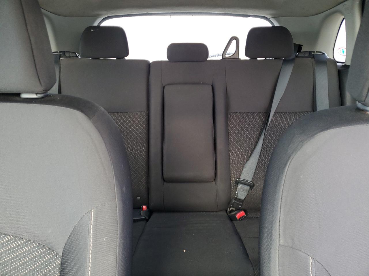 2013 Mitsubishi Outlander - Image 10