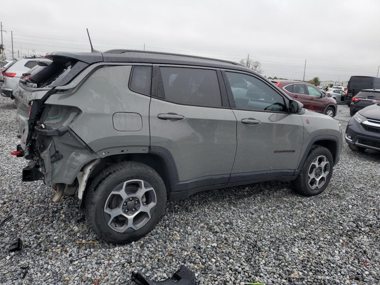 2022 Jeep Compass - Image 3
