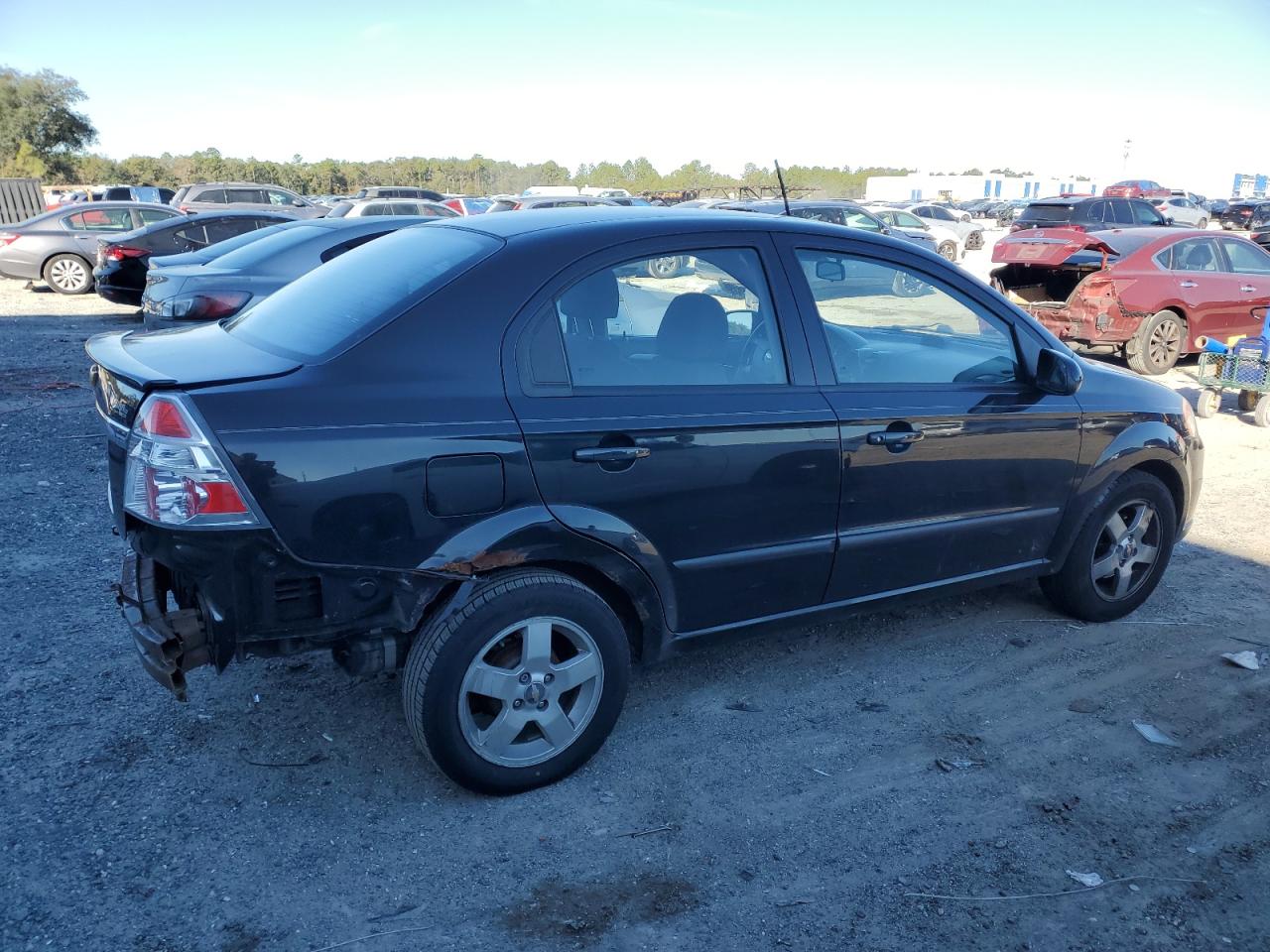 2010 Chevrolet Aveo - Image 3