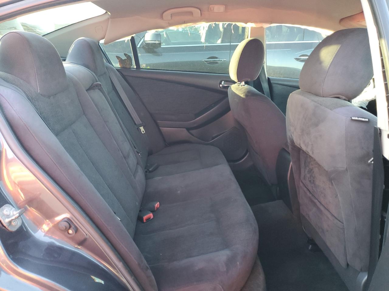 2011 Nissan Altima - Image 10