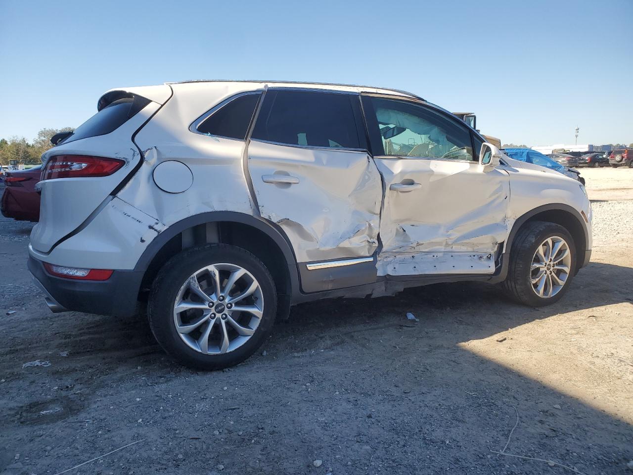 2019 Lincoln MKC - Image 3