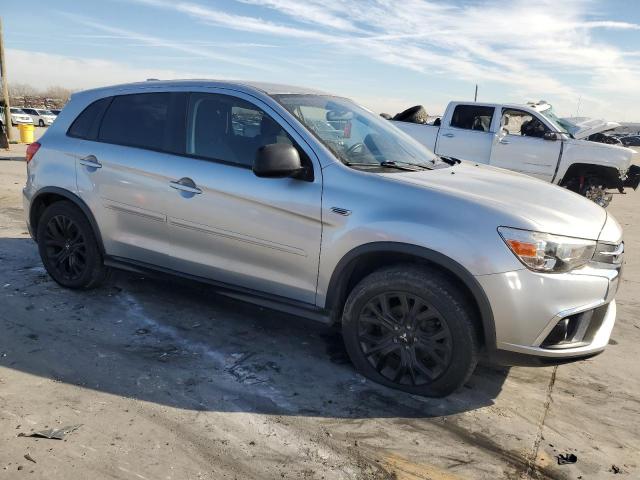  MITSUBISHI OUTLANDER 2018 Silver