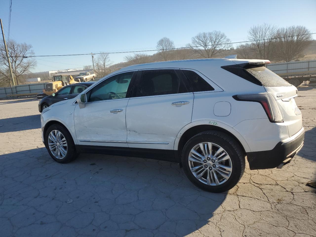 2018 Cadillac XT5 - Image 2