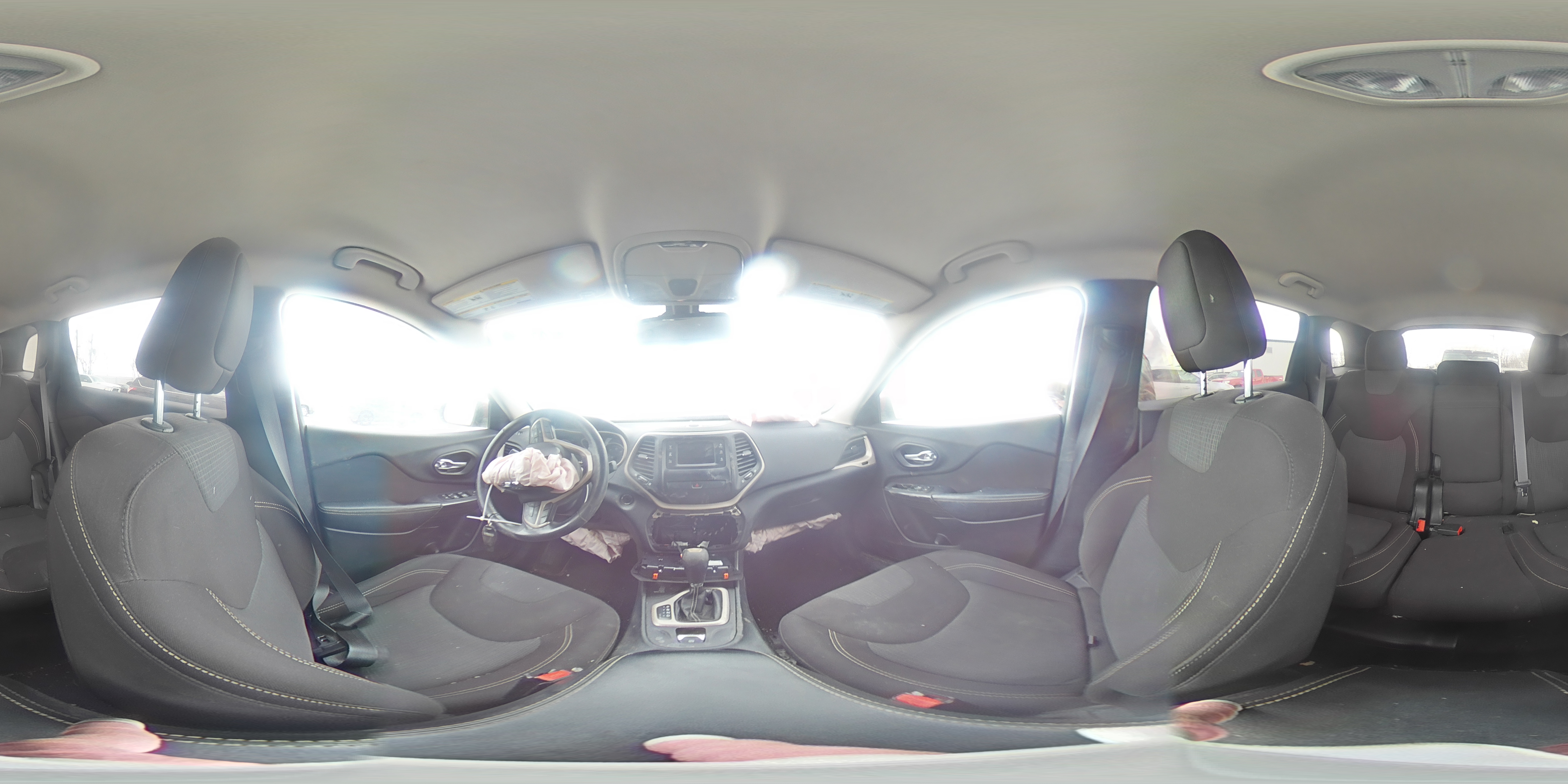 2016 Jeep Grand Cherokee - Image 14