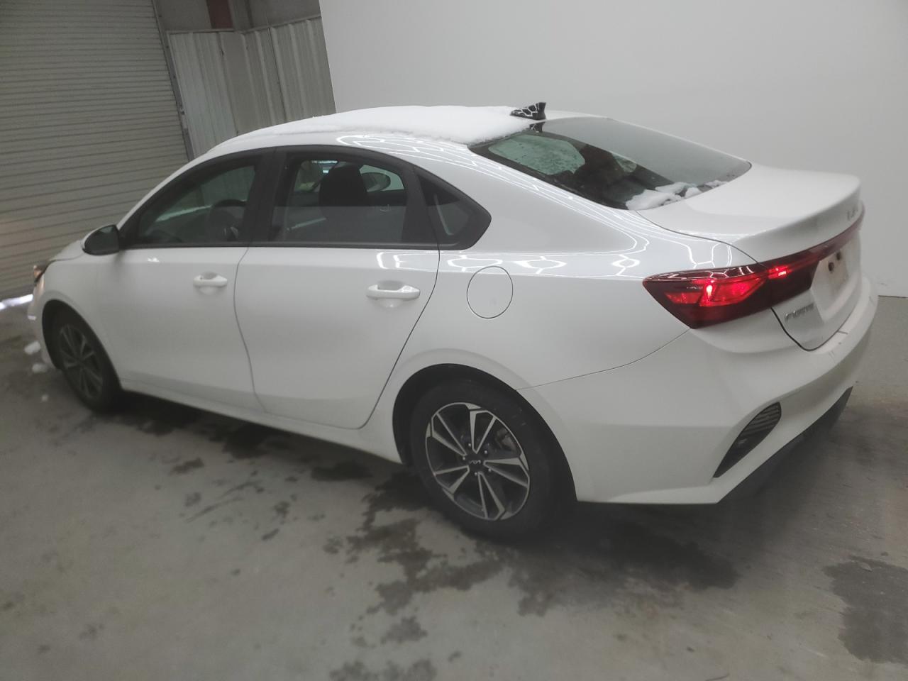 2024 Kia Forte - Image 2