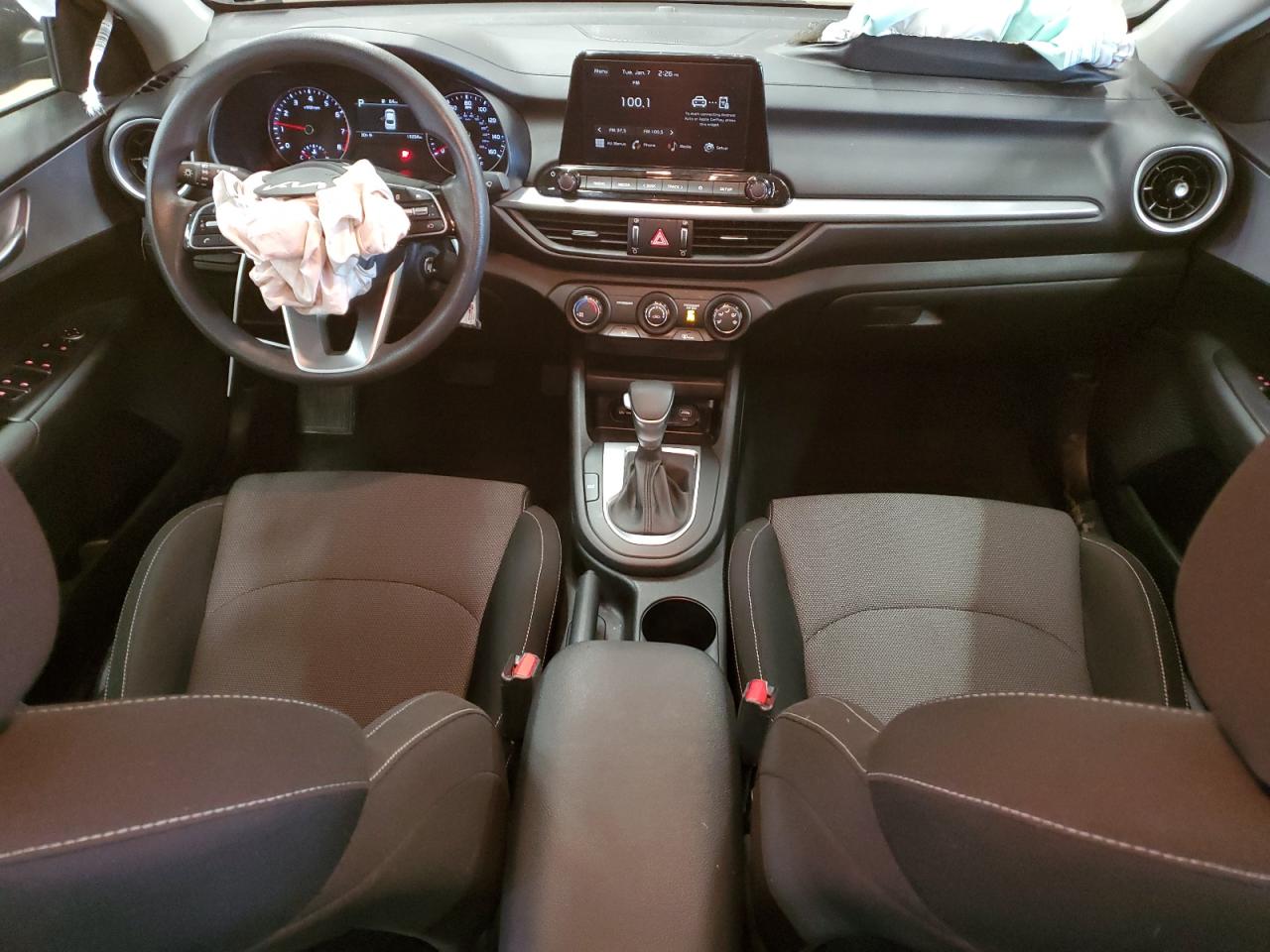 2024 Kia Forte - Image 8