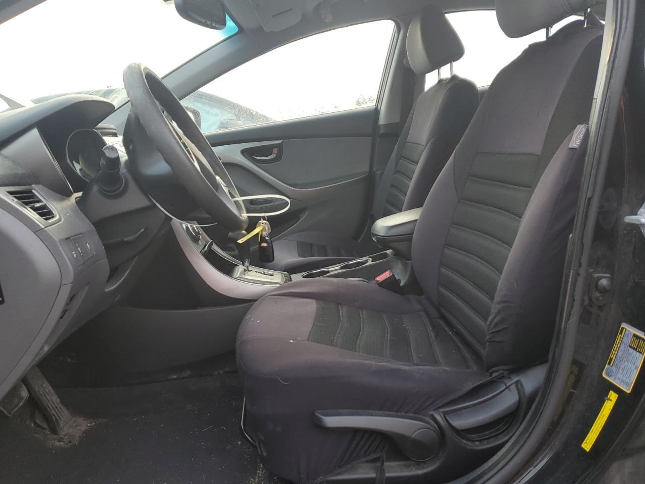 2013 Hyundai Elantra - Image 7