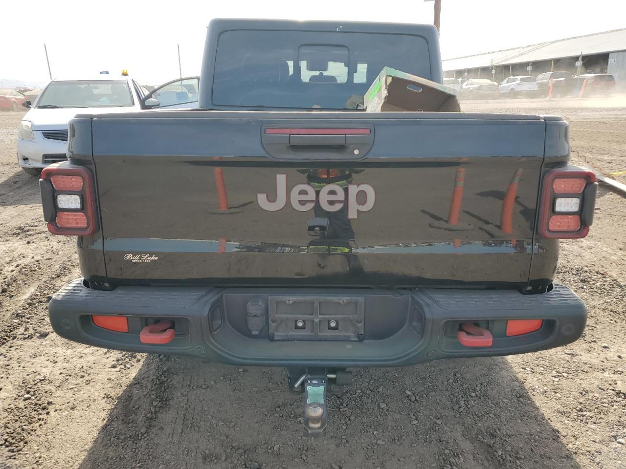 2020 Jeep Gladiator - Image 6