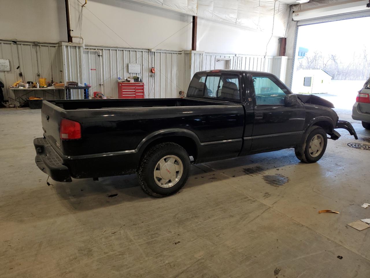 2003 GMC Sonoma - Image 3