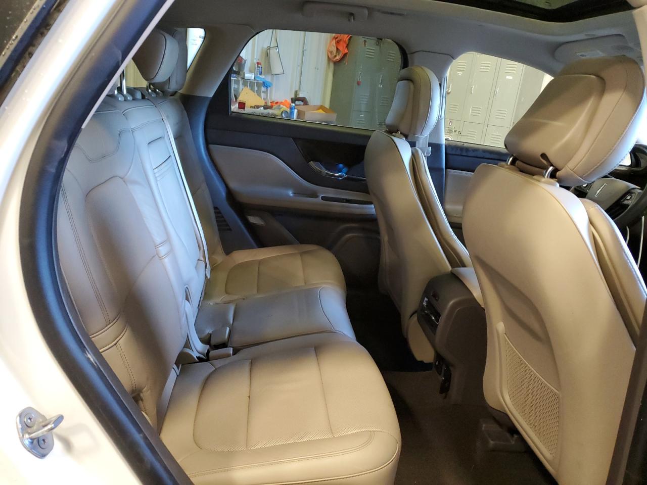 2020 Lincoln Corsair - Image 11