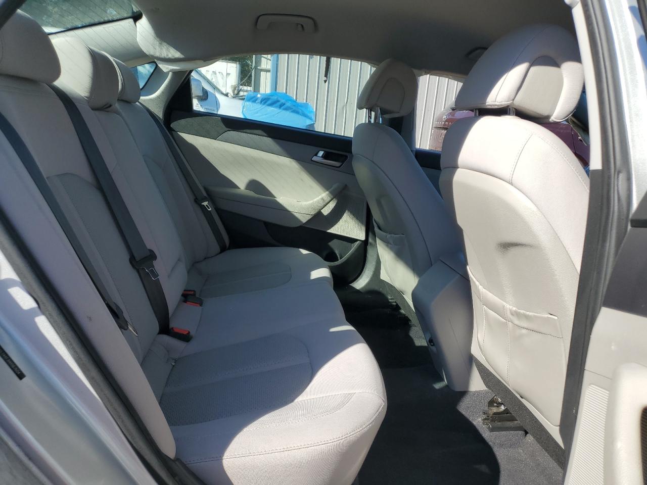 2017 Hyundai Sonata - Image 10