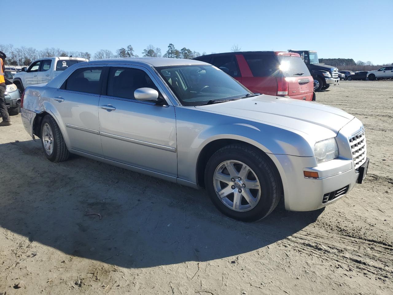 2006 Chrysler 300 - Image 4