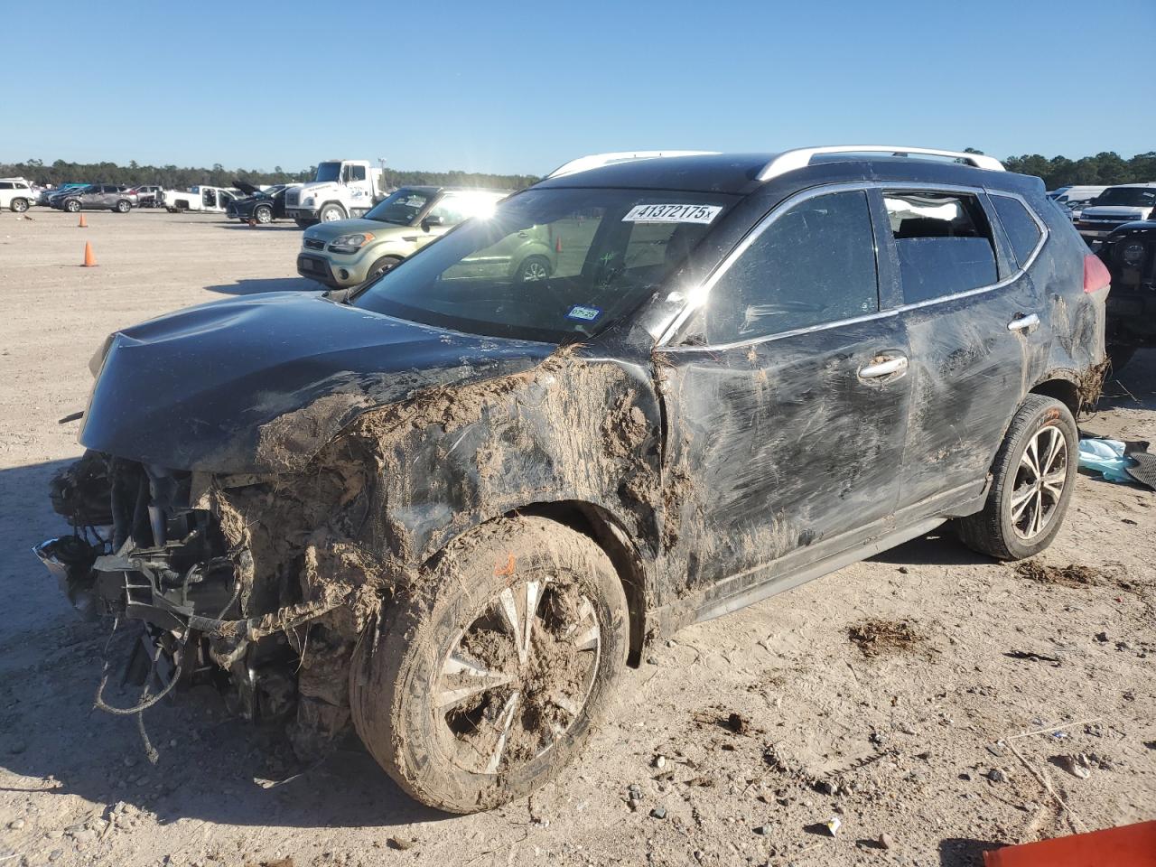 2020 Nissan Rogue - Image 1